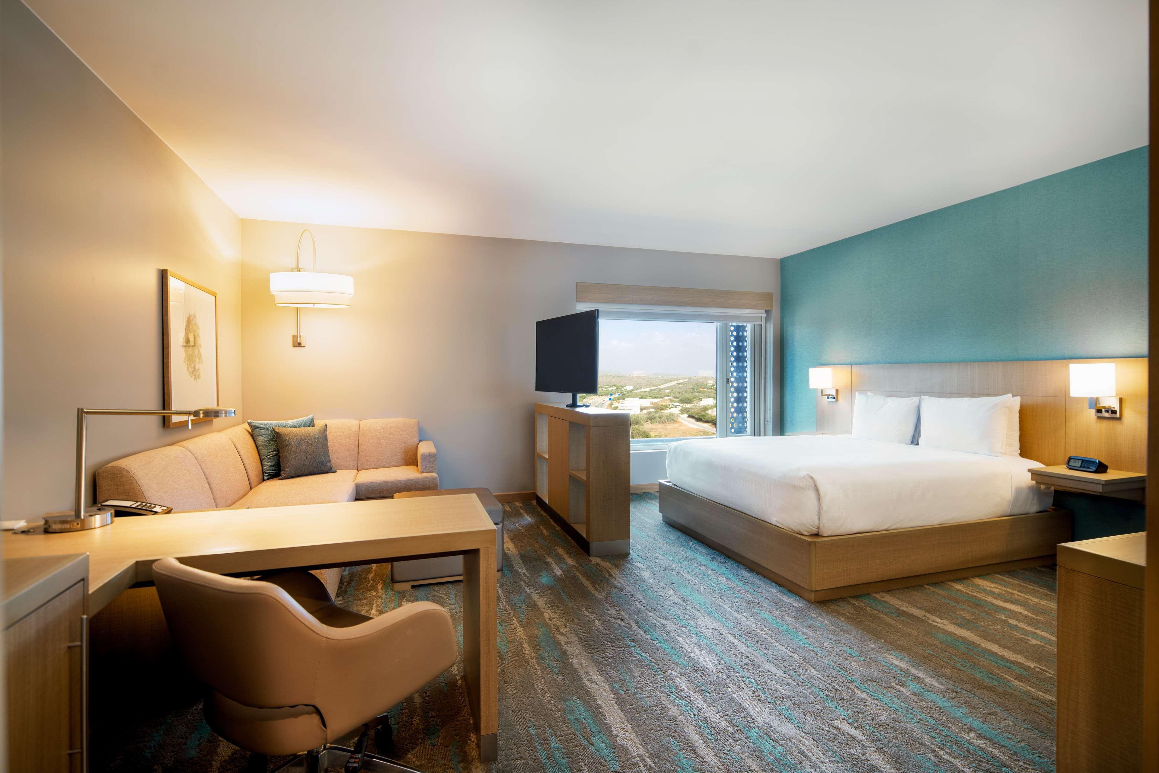 ไฮแอท เพลซ อรูบาแอร์พอร์ต Hotel โอรันเยสตัด ภายนอก รูปภาพ