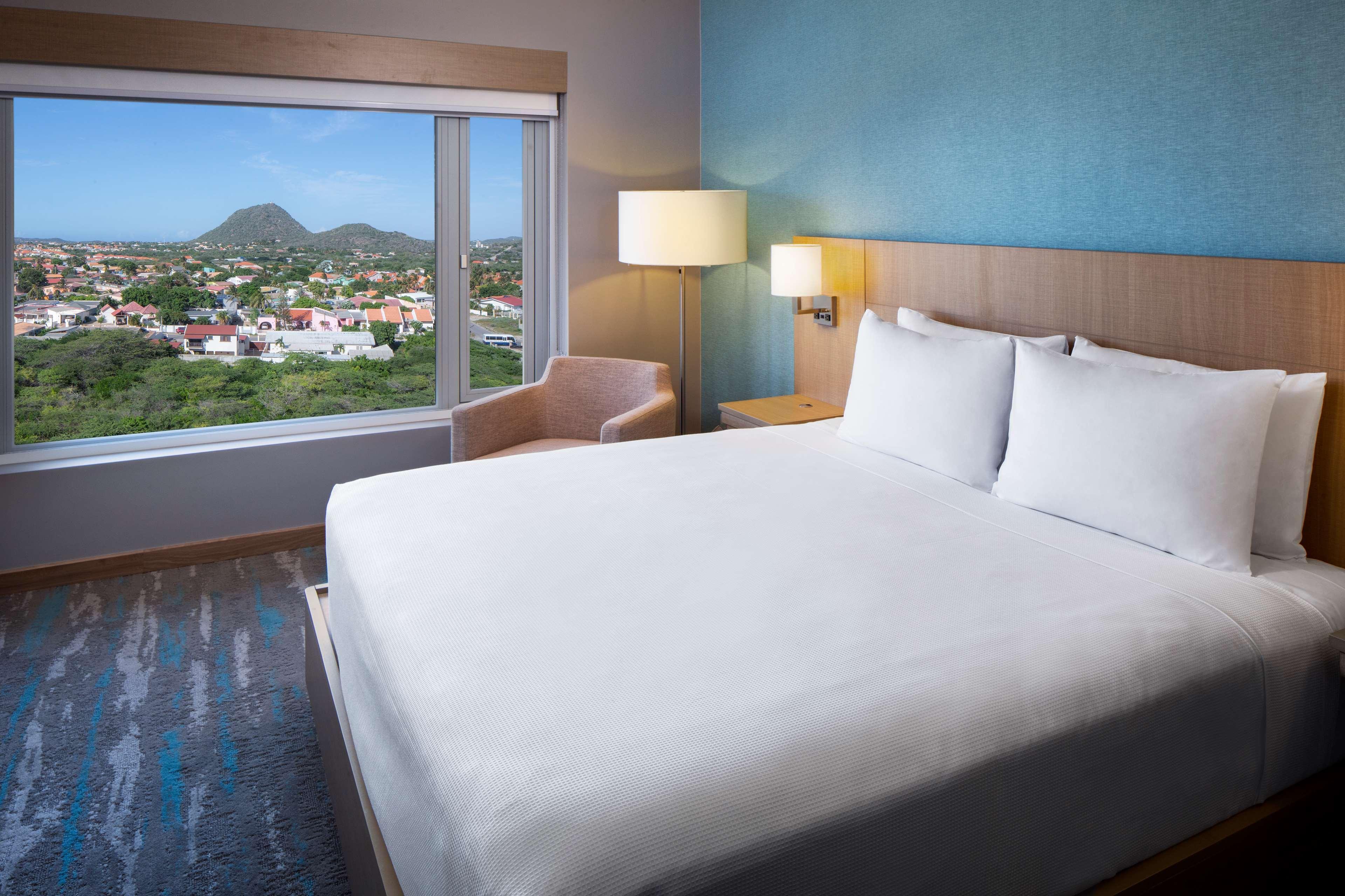 ไฮแอท เพลซ อรูบาแอร์พอร์ต Hotel โอรันเยสตัด ภายนอก รูปภาพ